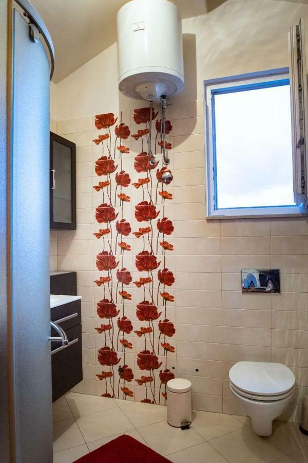 Apartman Nane Banjol Екстер'єр фото