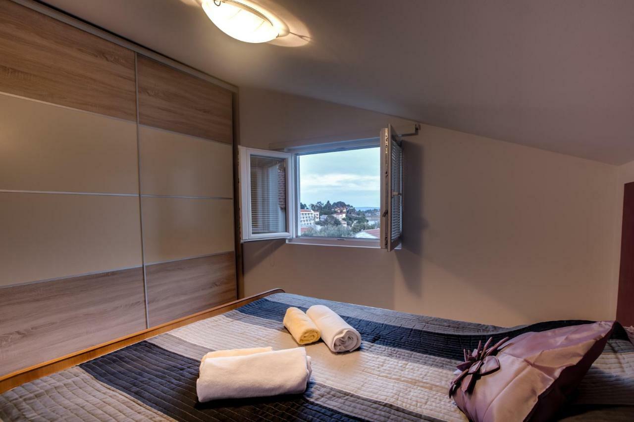 Apartman Nane Banjol Екстер'єр фото
